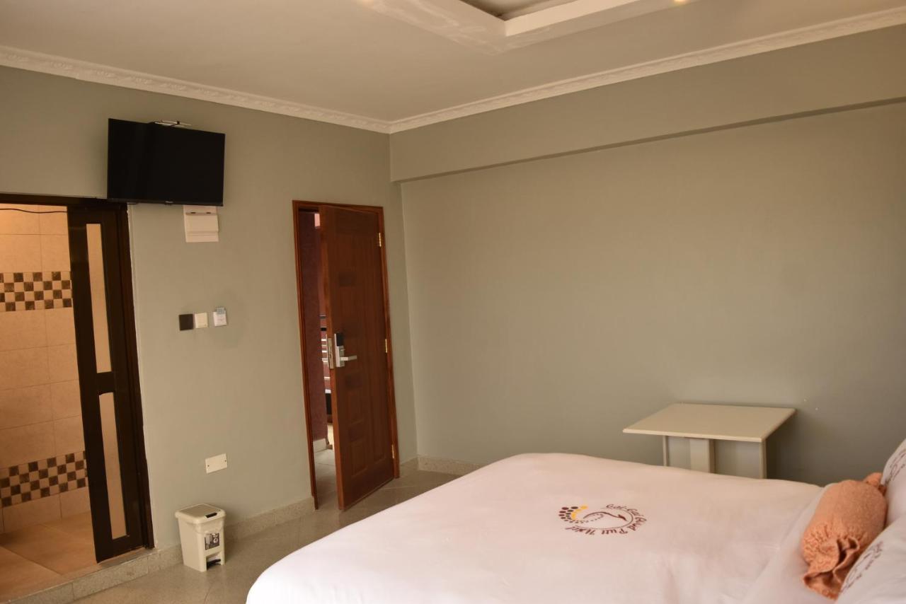 Good Putt Hotel Nakuru Exterior photo